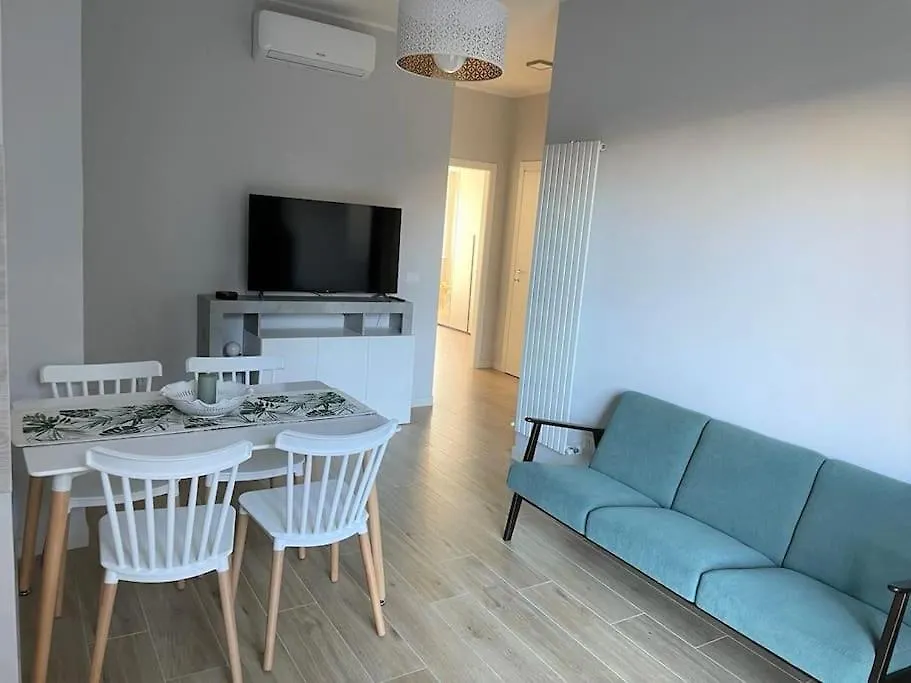 Tia'S Apartment - Milano Naviglio Pavese Italy