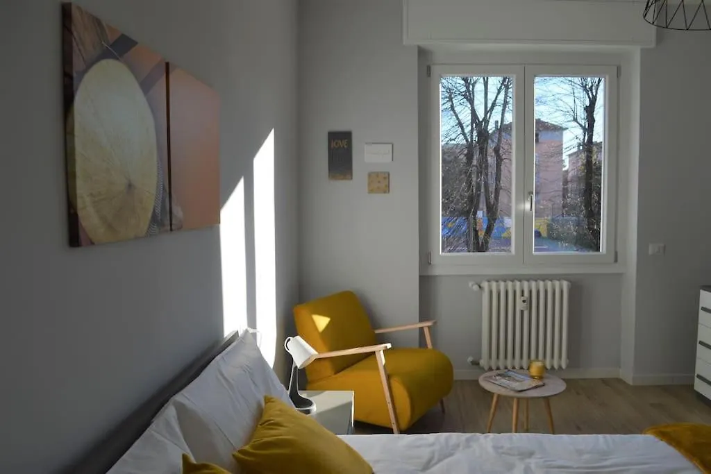 Tia'S Apartment - Milano Naviglio Pavese Italy